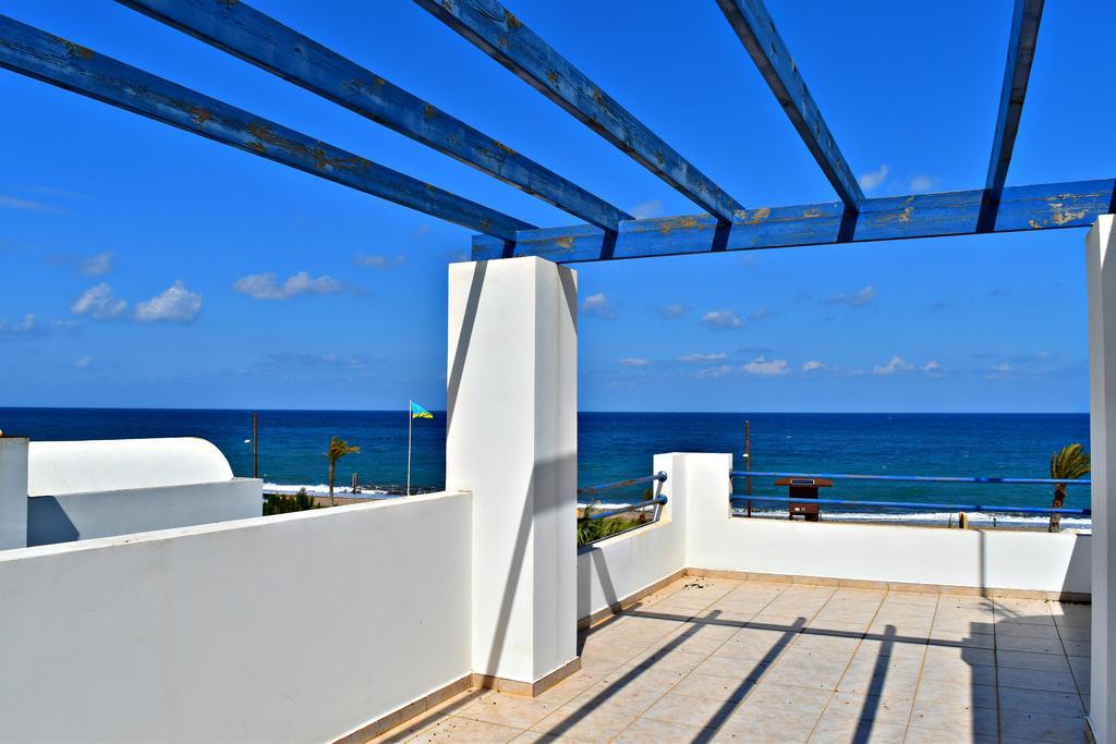 Latchi Beach Front Villa - Private Heated Pool - Amazing Uninterrupted Sea Views Polis Exterior foto