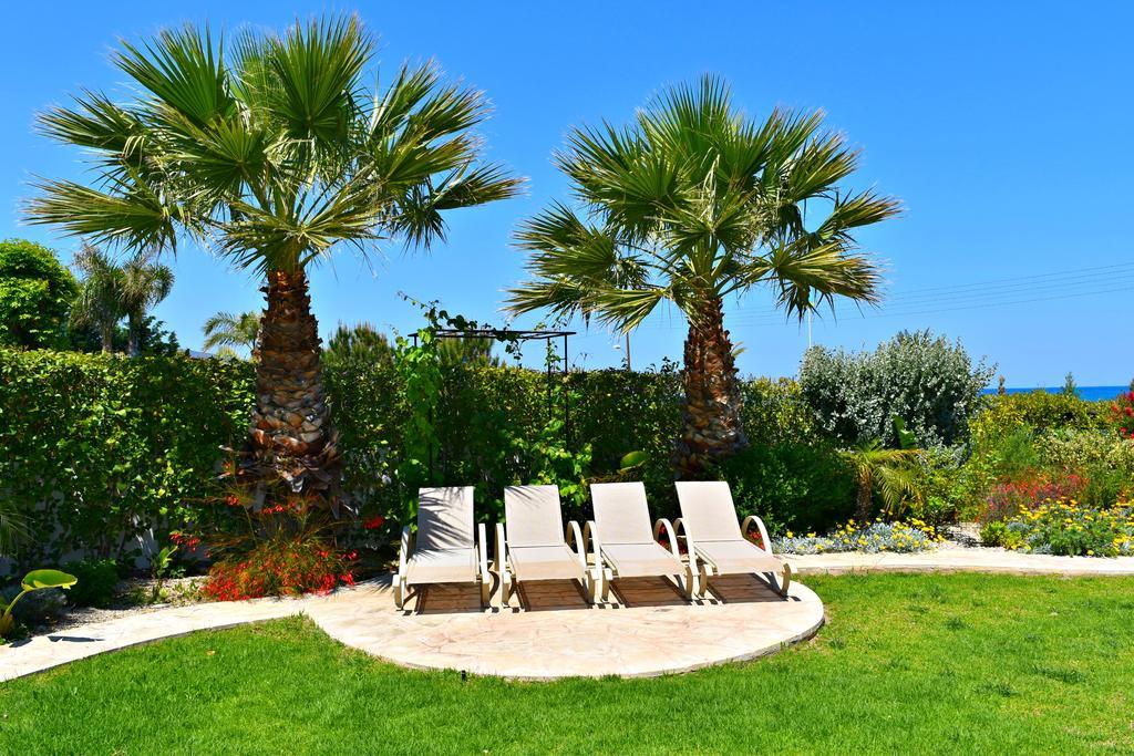 Latchi Beach Front Villa - Private Heated Pool - Amazing Uninterrupted Sea Views Polis Exterior foto